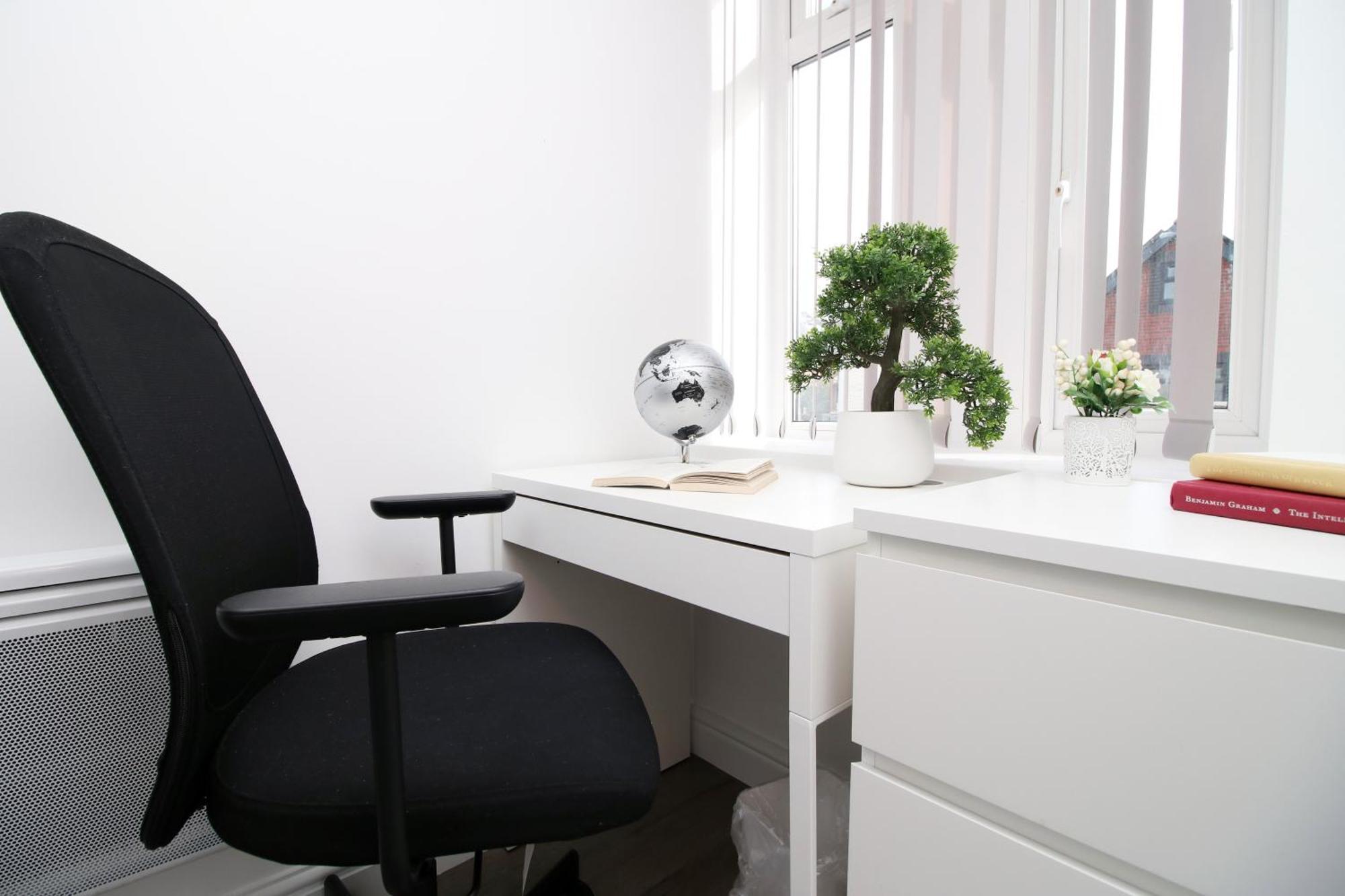 Modern Guesthouse, Fast Wi-Fi, Street Free Parking, Central, Fully Equipped Кардифф Экстерьер фото